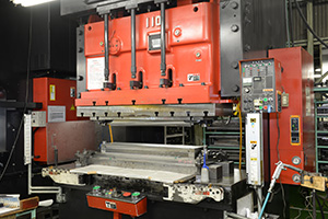 110t以下小型プレス イメージ